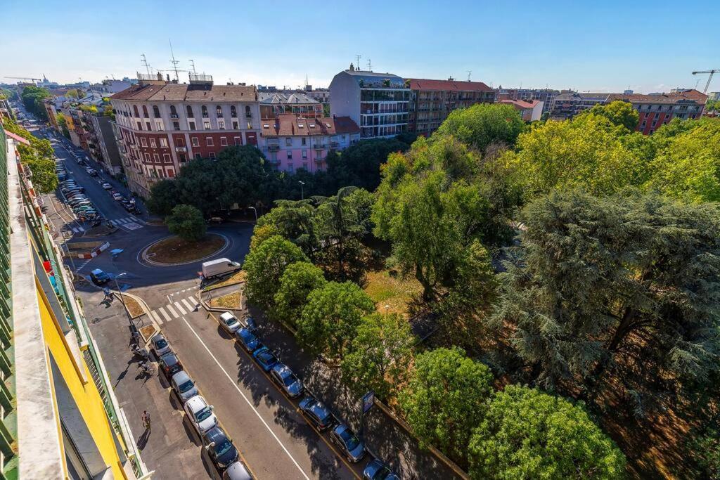 Sunny & Updated Flat With Panoramic City View 50M From M4 Stop Milaan Buitenkant foto