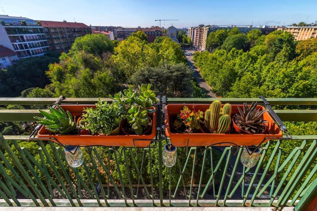 Sunny & Updated Flat With Panoramic City View 50M From M4 Stop Milaan Buitenkant foto